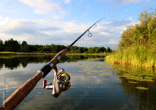 Foto: spinning and lake spinning and lake