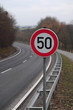 Landstraße mit Beschränkung