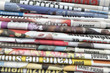 une pile de journaux à recycler