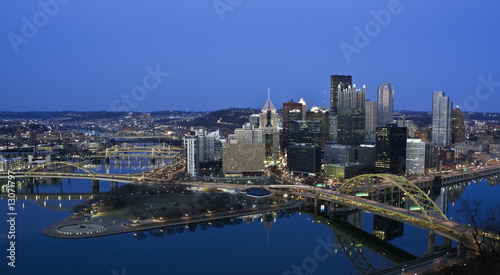 Photo: Night in Pittsburgh Night in Pittsburgh