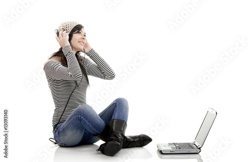 Listen Music with a Laptop