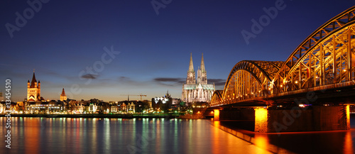Photo: Köln bei Sonnenuntergang Köln bei Sonnenuntergang