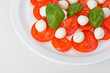 Tomaten, Mozzarella und Basilikum: insalada Caprese