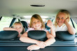 Photo: Familie im Auto verreist Familie im Auto verreist