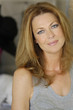 portrait von brunetter frau