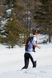 Course à pied sur la neige