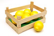 Obstkiste mit Holzzitronen