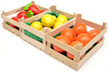 Obstkisten mit Obst aus Holz