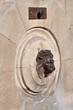 Fontaine à tête de lion
