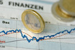 Kurs-Chart mit Euro-Münzen