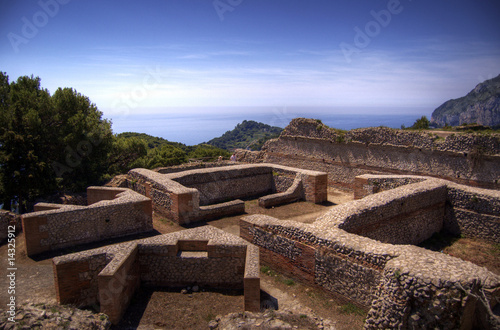 Photo: Capri, le rovine di villa jovis Capri, le rovine di villa jovis