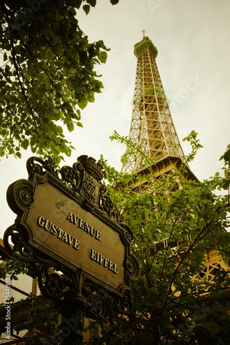 Photo: Avenue Gustave Eiffel Avenue Gustave Eiffel