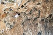 Escalade dans une grotte