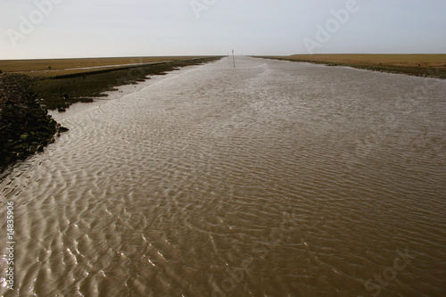 Foto: Friedrichskoog Hafenkanal zu Nordsee Friedrichskoog Hafenkanal zu Nordsee