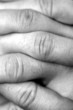 Verschraenkte Finger