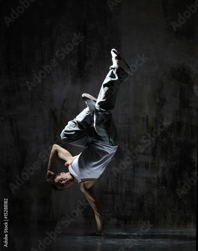 Photo: the dancer the dancer