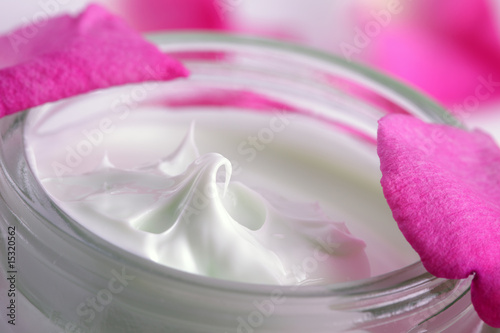 Moisturizing face cream Moisturizing face cream