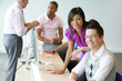 Groupe de jeunes commerciaux en formation professionnelle