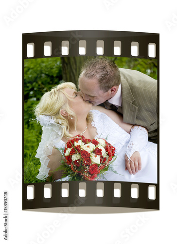 Foto: Film-Negativ mit Hochzeitspaar Film-Negativ mit Hochzeitspaar