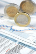 Kurs-Chart mit Euro-Münzen