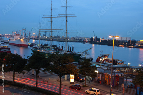 Museumsschiffe am Abend Museumsschiffe am Abend