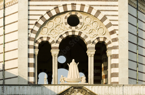 Madonna sotto l'arco