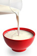 Latte in tazza rossa