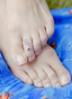 feet