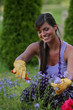 fille au jardin