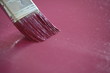 travaux de peinture avec un pinceau