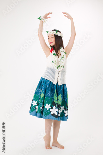 Photo: フラダンスを踊る女性 フラダンスを踊る女性