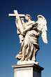 Statue auf der Engelsbrücke in Rom