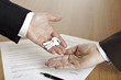 Foto: Schlüsselübergabe Haus - hand-over of keys real estate Schlüsselübergabe Haus - hand-over of keys real estate
