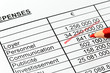 Zahlen einer Statistik mit Rotstift. Französisch.