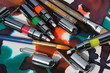 art moderne - ustensiles de peinture