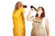 Bauarbeiterin beim Biertrinken