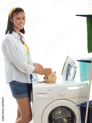 Foto: save money on utility bills save money on utility bills