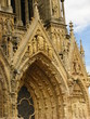 Statues au fronton de la cathédrale de Reims