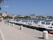 Uferpromenade mit Anlegestelle in Split Kroatien