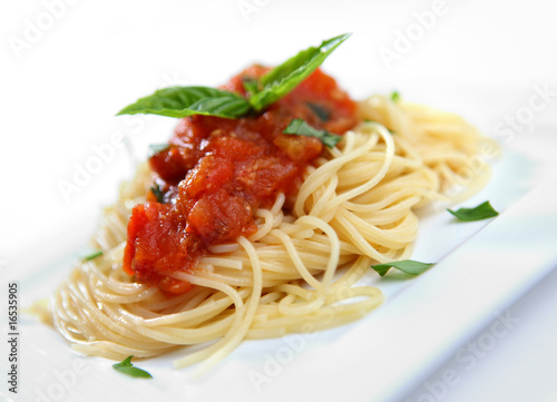 Foto: SPAGHETTI WITH TOMATO SPAGHETTI WITH TOMATO