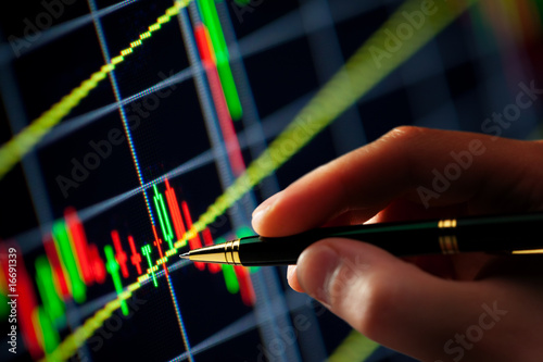 hand and pen pointer, chart