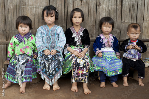 Kinder von Asien, Volksgruppe Meo, Hmong