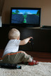 Images : Baby watching TV