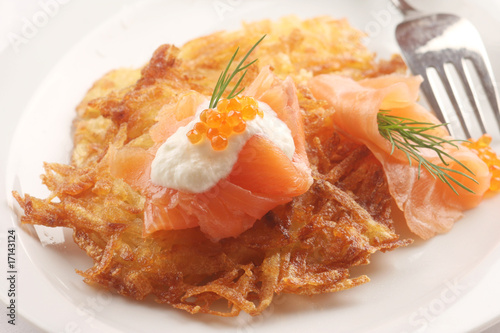 Foto: Kartoffepuffer mit Räucherlachs Kartoffepuffer mit Räucherlachs