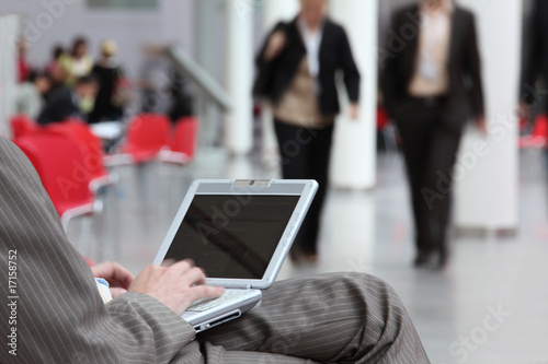 Foto: messe besucher business einkauf reise arbeit messe besucher business einkauf reise arbeit
