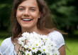 Frau Blumen lachen