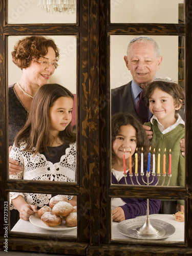 Photo: family Hannuka family Hannuka
