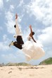 saut sur plage