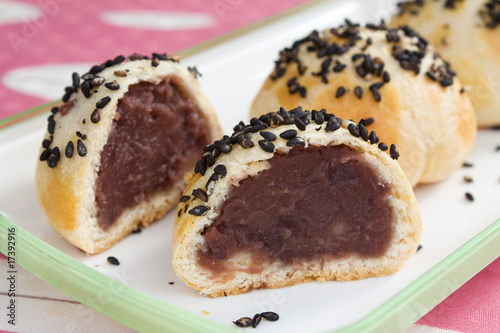 Photo: Red Bean Moon Cakes Red Bean Moon Cakes
