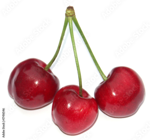 trois cerises